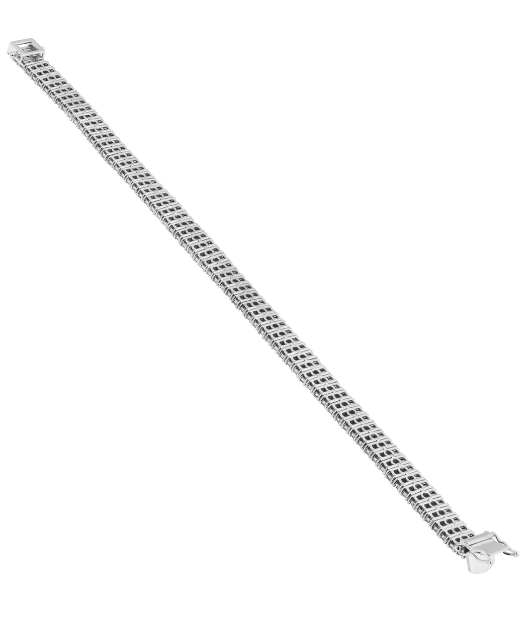 Diamond Bracelet 3 row of Diamonds
Mounted in 18K White Gold